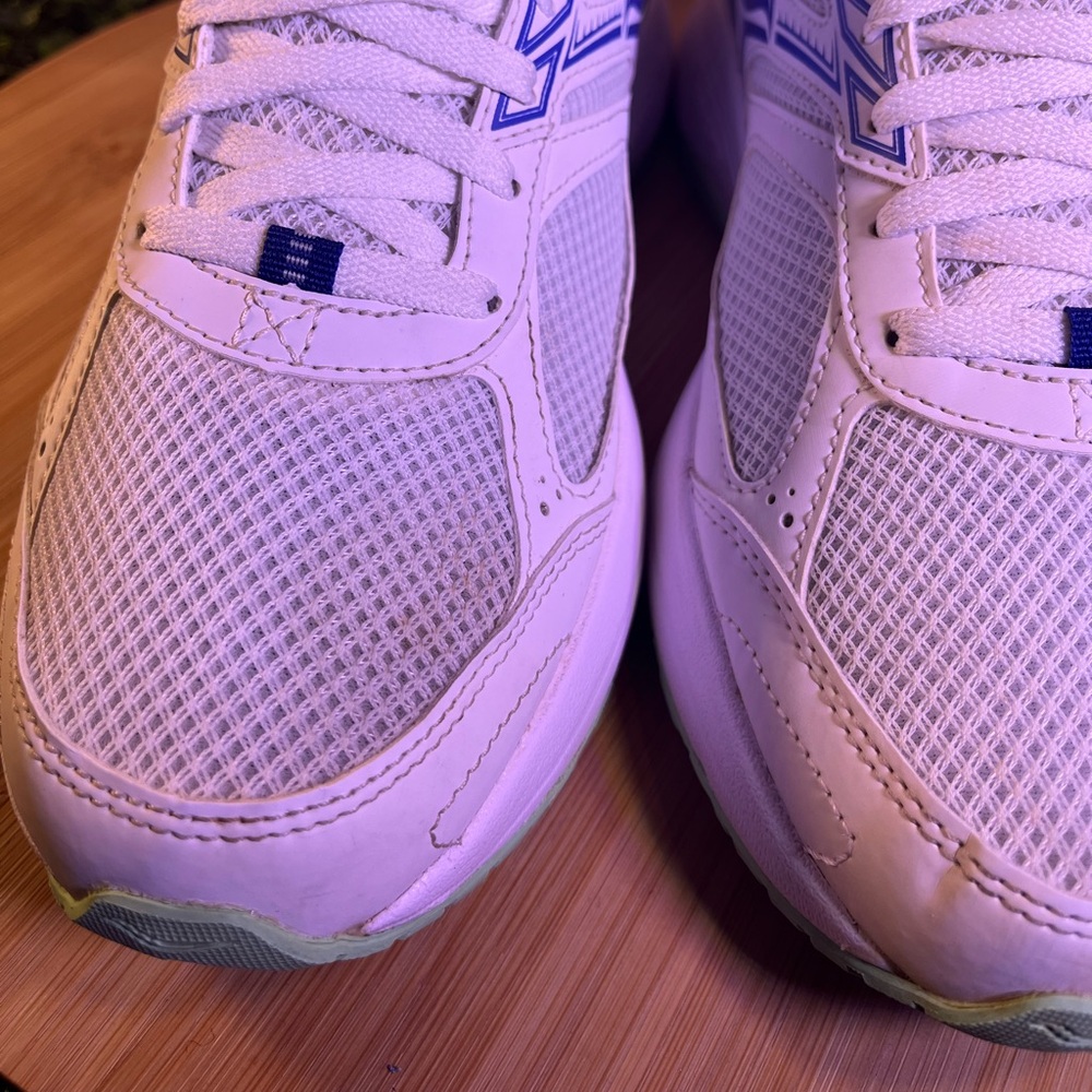 🔥 SAUCONY COHESION WHITE TIL NAVY WONENS RUNNING SHOE SIZE 9 S10628-7 - Picture 4 of 10